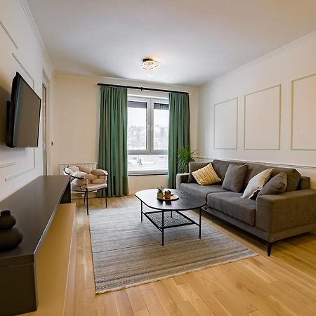 Apartman Epilux Τούζλα Εξωτερικό φωτογραφία