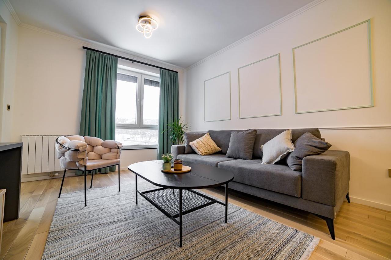Apartman Epilux Τούζλα Εξωτερικό φωτογραφία
