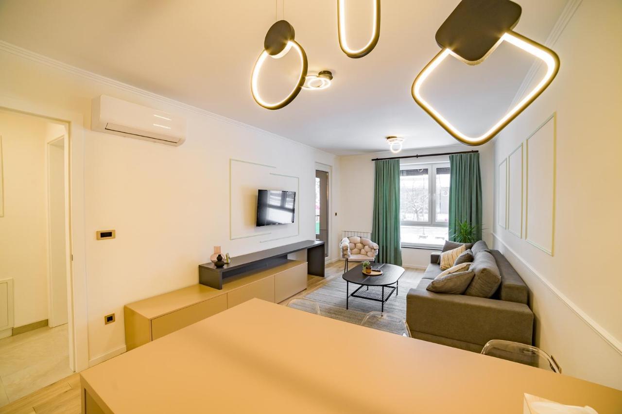 Apartman Epilux Τούζλα Εξωτερικό φωτογραφία