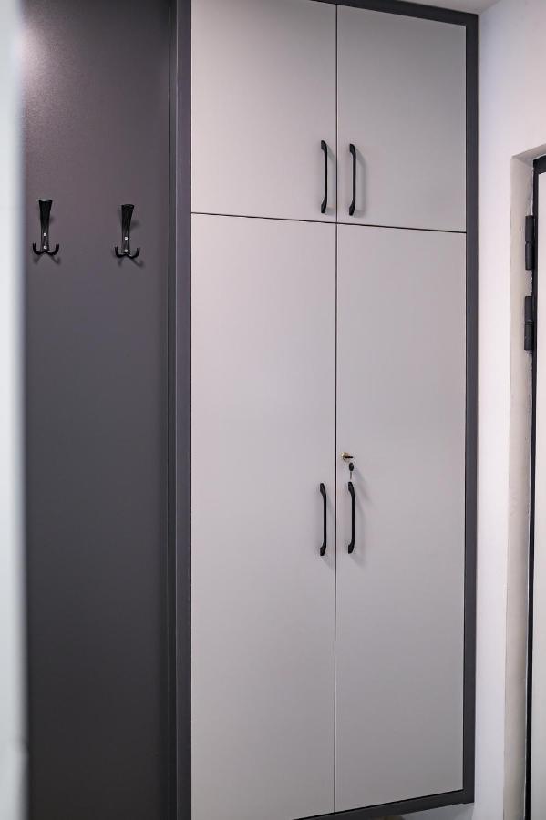 Apartman Epilux Τούζλα Εξωτερικό φωτογραφία