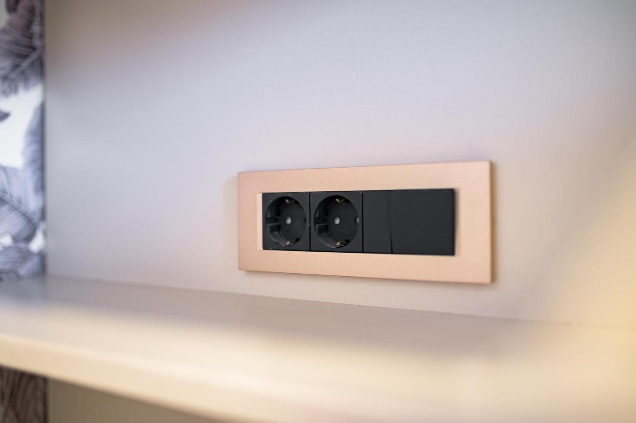 Apartman Epilux Τούζλα Εξωτερικό φωτογραφία