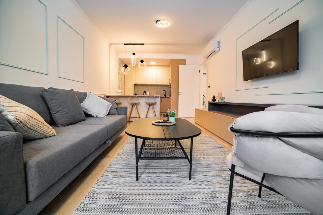 Apartman Epilux Τούζλα Εξωτερικό φωτογραφία