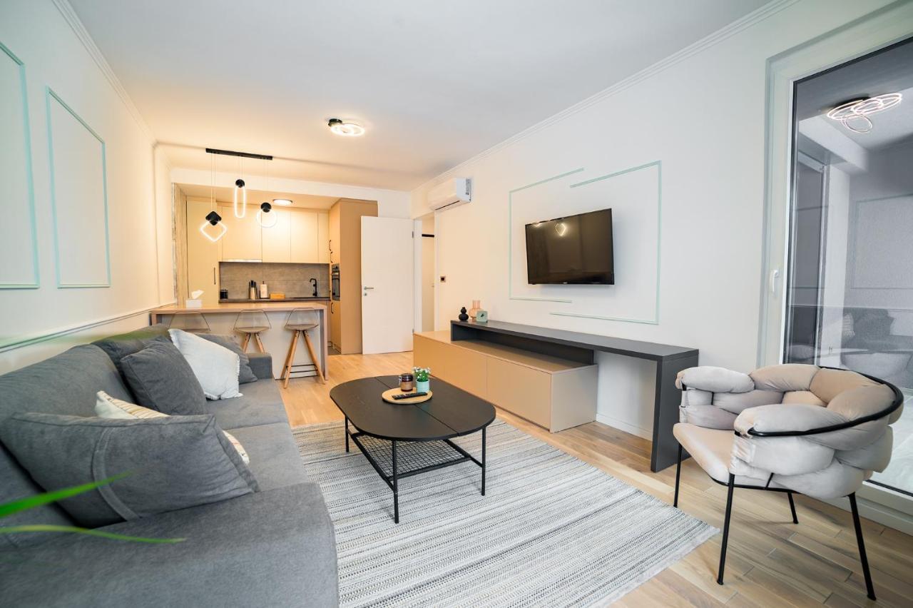 Apartman Epilux Τούζλα Εξωτερικό φωτογραφία