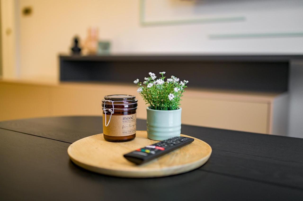 Apartman Epilux Τούζλα Εξωτερικό φωτογραφία
