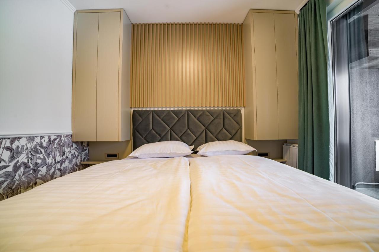 Apartman Epilux Τούζλα Εξωτερικό φωτογραφία